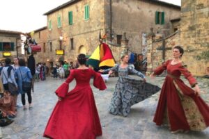 festamonteriggioni-300x200 Rievocazioni  storico  medievali